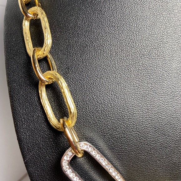 28” Gold link necklace - Picture 6 of 8